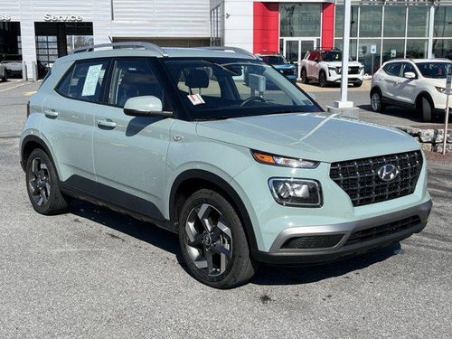 2025 Hyundai VENUE SEL IVT