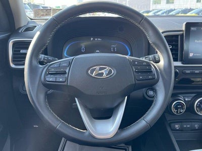 2025 Hyundai VENUE SEL IVT
