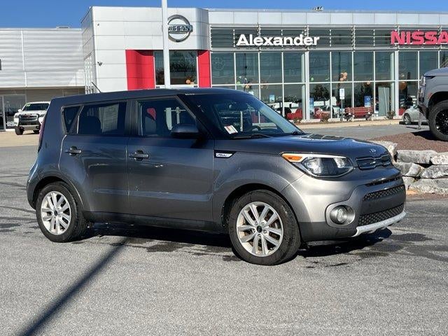 2019 Kia Soul + Auto