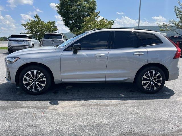 2025 Volvo XC60 B5 AWD Plus