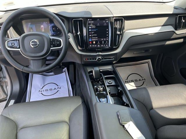 2025 Volvo XC60 B5 AWD Plus