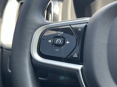 2025 Volvo XC60 B5 AWD Plus