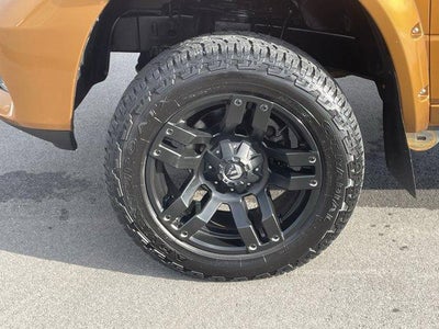 2012 RAM 1500 4WD Crew Cab 5.7 Ft Box Express