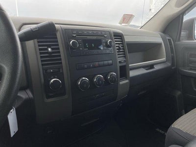 2012 RAM 1500 4WD Crew Cab 5.7 Ft Box Express