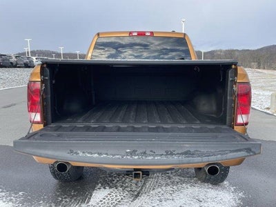 2012 RAM 1500 4WD Crew Cab 5.7 Ft Box Express