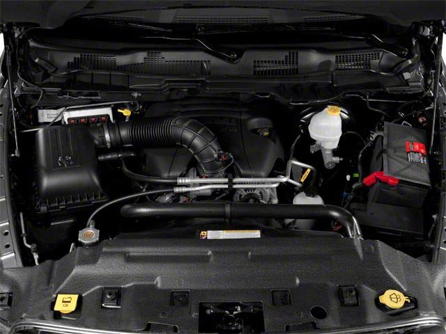 2012 RAM 1500 4WD Crew Cab 5.7 Ft Box Express