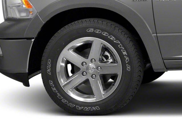 2012 RAM 1500 4WD Crew Cab 5.7 Ft Box Express