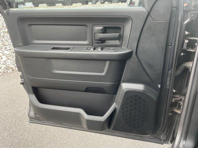 2018 RAM 1500 Express 4x4 Quad Cab 6'4" Box