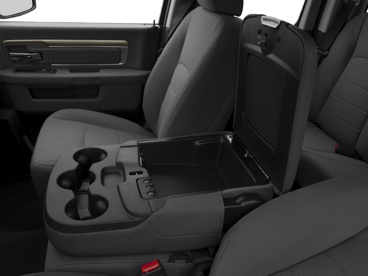 2016 RAM 1500 4WD Quad Cab 6.4 Ft Box Express