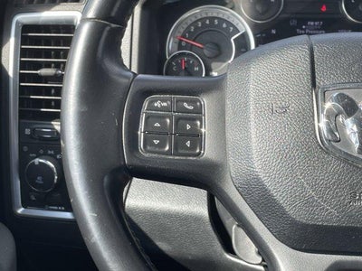 2017 RAM 1500 Big Horn 4x4 Crew Cab 6'4" Box