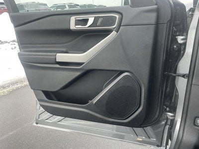 2024 Ford Explorer XLT 4WD