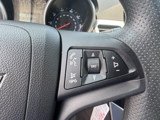 2014 Chevrolet Cruze Sedan LS (Automatic)