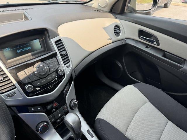 2014 Chevrolet Cruze Sedan LS (Automatic)