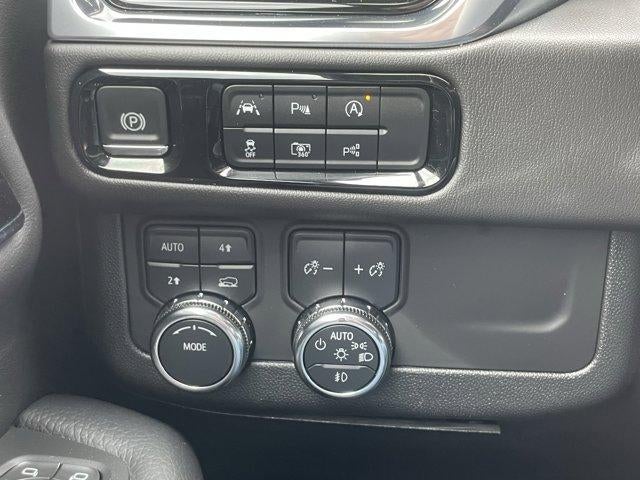 2025 GMC Yukon 4WD 4dr Denali