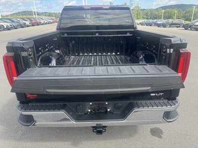 2025 GMC Sierra 1500 Crew Cab Short Box 4-Wheel Drive SLT