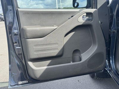 2016 Nissan Frontier 4WD King Cab Auto SV