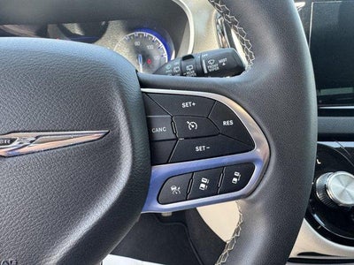 2023 Chrysler Pacifica Touring L FWD
