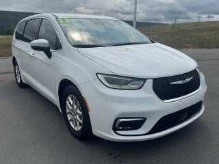 2023 Chrysler Pacifica Touring L FWD