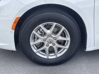 2024 Chrysler Pacifica Touring L FWD