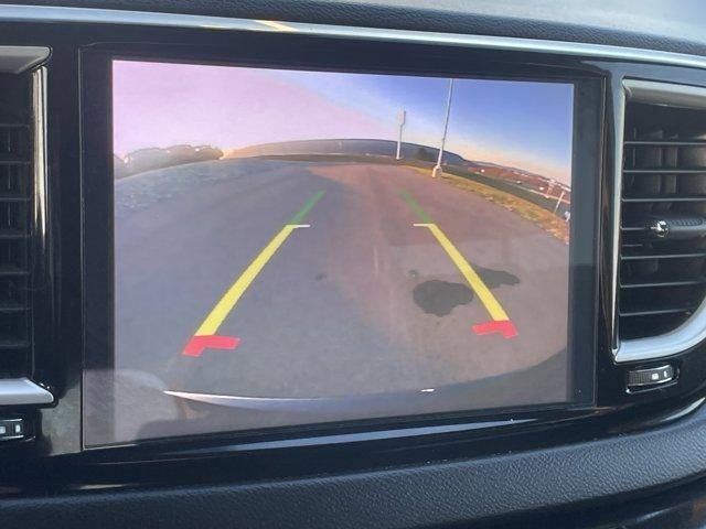 2022 Chrysler Voyager LX FWD