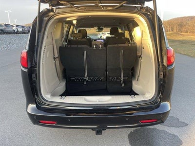 2022 Chrysler Voyager LX FWD