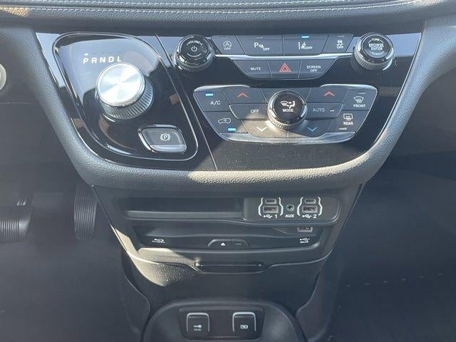 2021 Chrysler Pacifica Touring L AWD