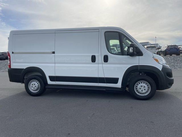 2025 RAM ProMaster Cargo Van Tradesman 2500 Low Roof 136" WB w/Pass Seat