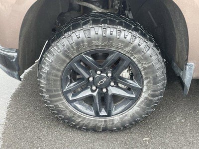 2019 Chevrolet Silverado 1500 Crew Cab Standard Box 4-Wheel Drive LT Trail Boss