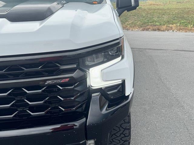 2022 Chevrolet Silverado 1500 Crew Cab Short Box 4-Wheel Drive ZR2