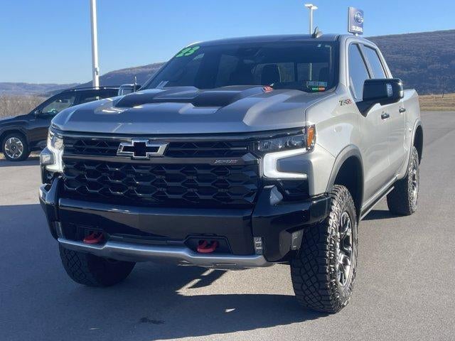 2023 Chevrolet Silverado 1500 Crew Cab Short Box 4-Wheel Drive ZR2