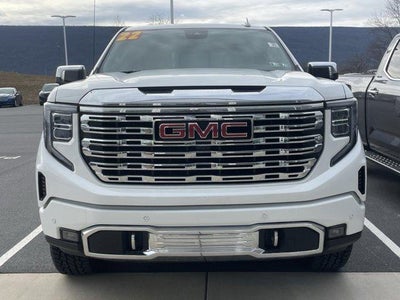 2022 GMC Sierra 1500 Crew Cab Short Box 4-Wheel Drive Denali