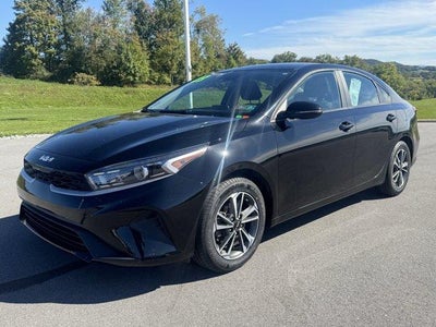 2023 Kia Forte LXS IVT