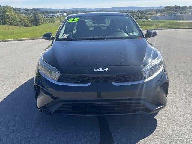 2023 Kia Forte LXS IVT