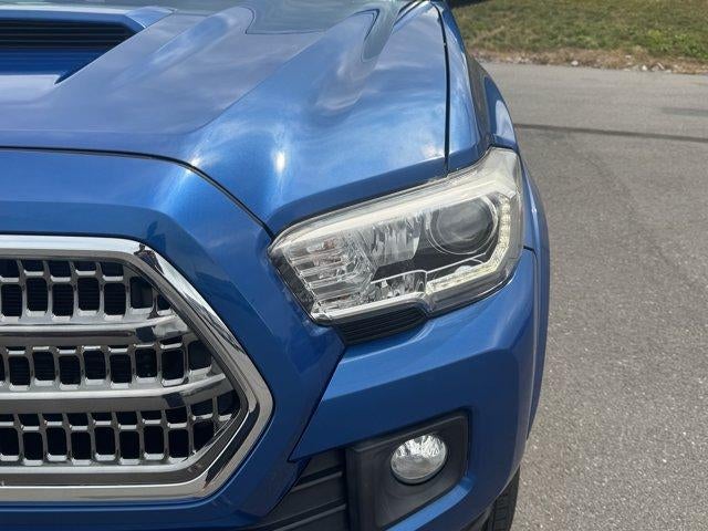 2017 Toyota Tacoma TRD Sport Double Cab 6' Bed V6 4x4 AT (Natl)