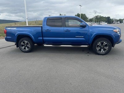 2017 Toyota Tacoma TRD Sport Double Cab 6' Bed V6 4x4 AT (Natl)