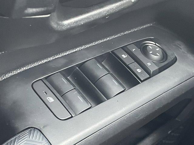 2024 Toyota Tacoma 4WD 4WD SR5 Double Cab 5' Bed AT (GS)