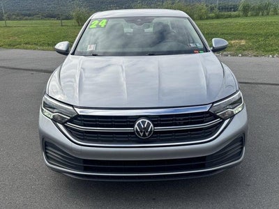 2024 Volkswagen Jetta S Auto