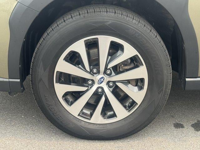 2025 Subaru Outback Premium AWD