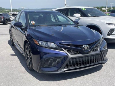 2021 Toyota Camry SE Auto AWD (Natl)