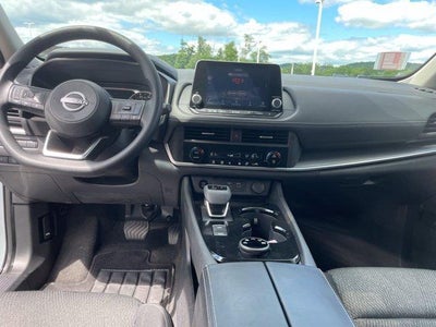 2024 Nissan Rogue AWD SV