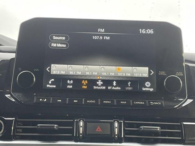 2024 Nissan Pathfinder SL 4WD