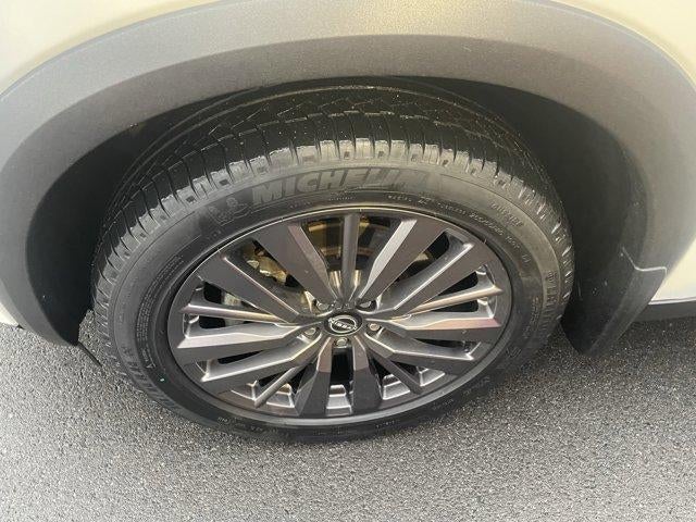 2024 Nissan Pathfinder SL 4WD