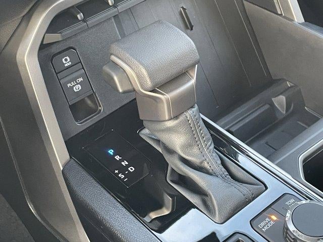 2025 Toyota Tundra 4WD 4WD SR5 CrewMax 5.5' Bed (SE)