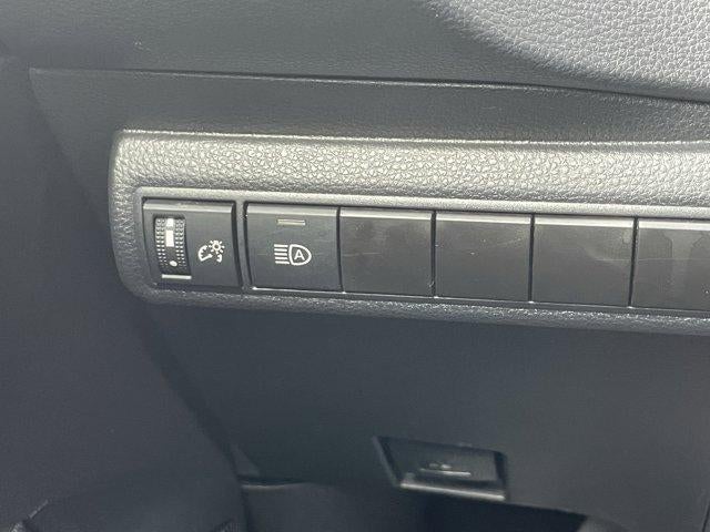 2025 Toyota Corolla LE CVT (Natl)