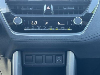 2024 Toyota Corolla Cross Hybrid SE 4WD (Natl)
