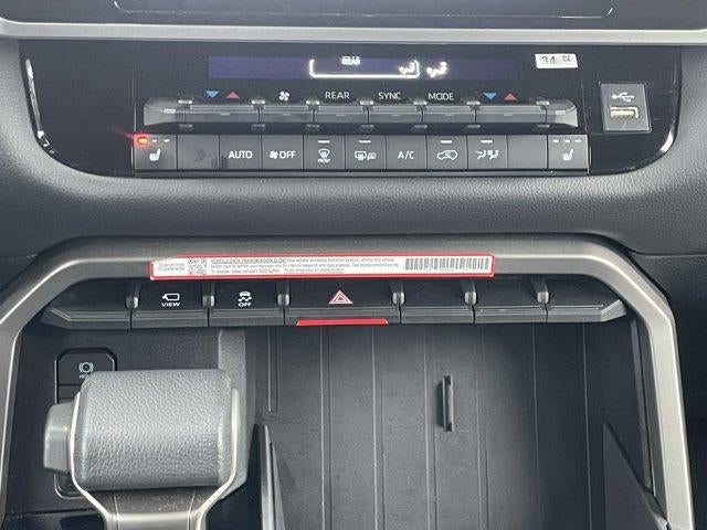 2025 Toyota Sequoia Platinum 4WD (Natl)