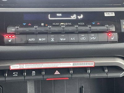 2025 Toyota Sequoia Platinum 4WD (Natl)