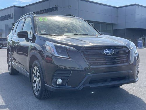 2023 Subaru Forester Premium CVT