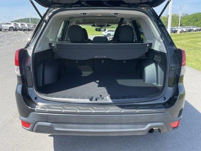 2023 Subaru Forester Premium CVT