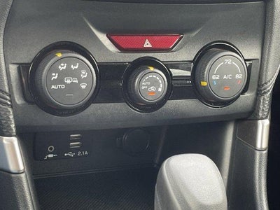 2023 Subaru Forester Premium CVT